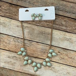 Icing Necklace & Earring Set